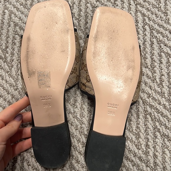 Authentic Gucci slipper - Picture 3 of 5